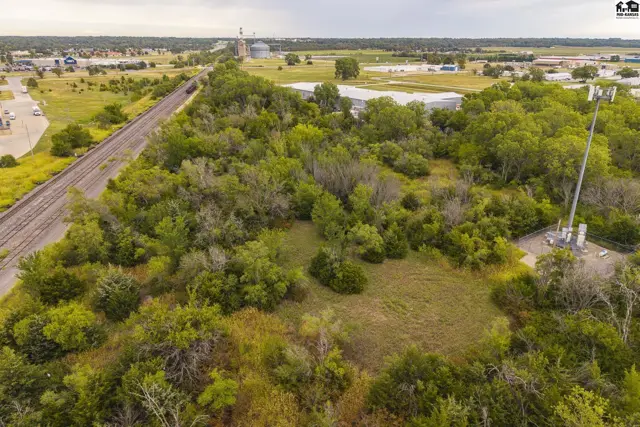 Photo of 2000 E 11th Ave, Hutchinson, KS