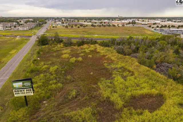 Photo of 2000 E 11th Ave, Hutchinson, KS