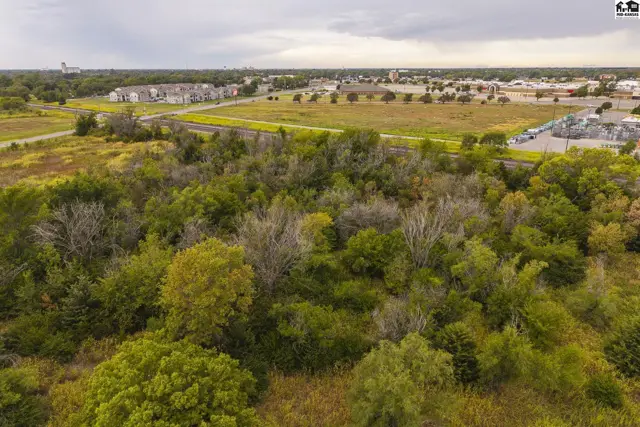 Photo of 2000 E 11th Ave, Hutchinson, KS