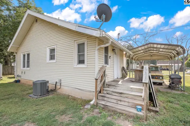 Photo of 96 N Sedgwick Ave, Haven, KS