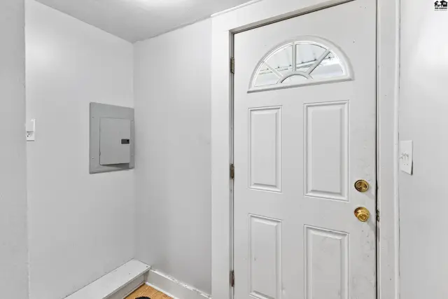 Photo of 96 N Sedgwick Ave, Haven, KS