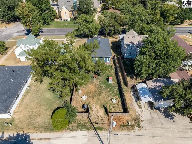 Photo of 411 Santa Fe St, Halstead, KS