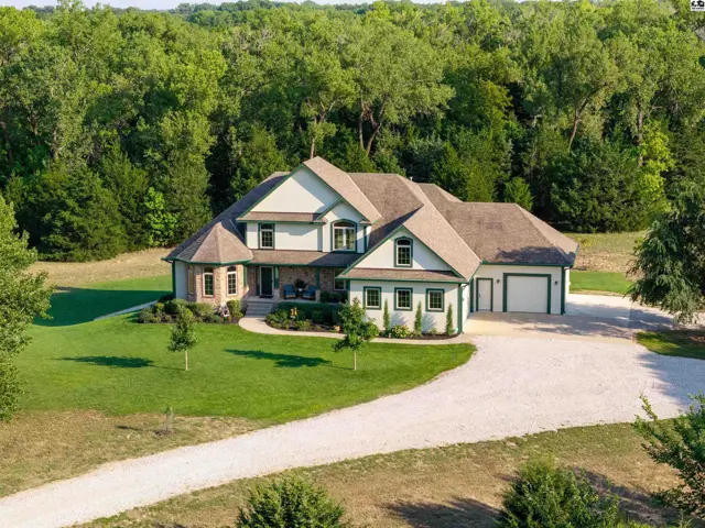 Photo of 6719 E 43rd Ave, Hutchinson, KS