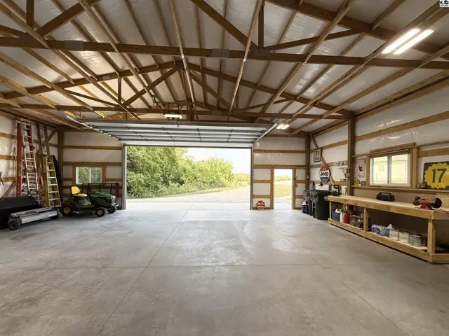 Photo of 6719 E 43rd Ave, Hutchinson, KS