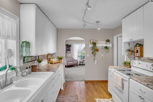 Photo of 515 S High St, Newton, KS