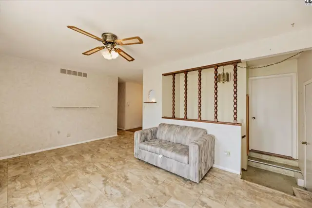 Photo of 1711 James St, Hutchinson, KS