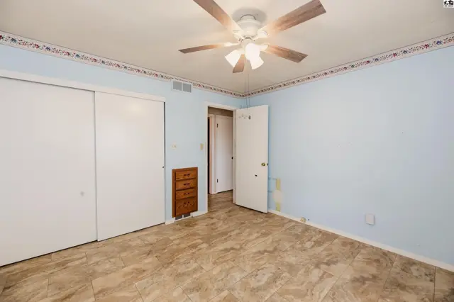 Photo of 1711 James St, Hutchinson, KS