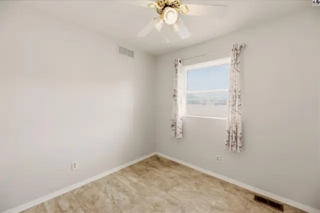 Photo of 1711 James St, Hutchinson, KS