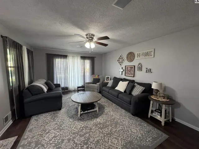 Photo of 802 Larimer St, Pratt, KS