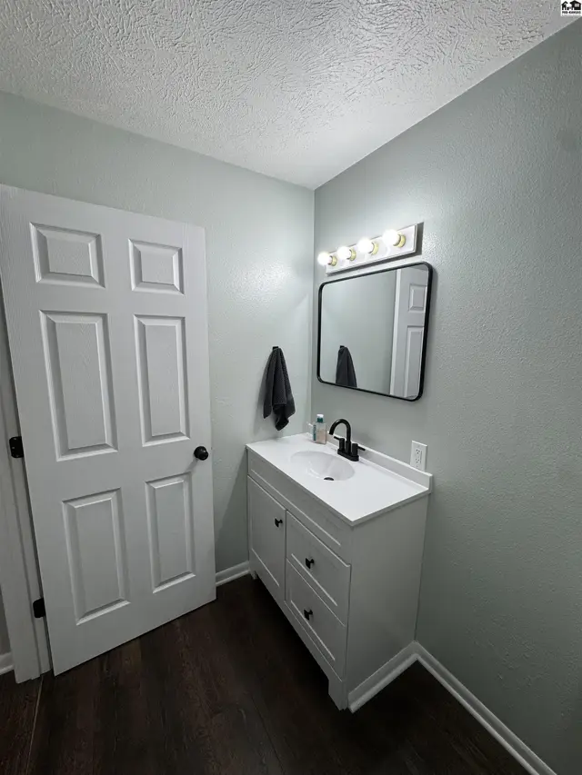 Photo of 802 Larimer St, Pratt, KS
