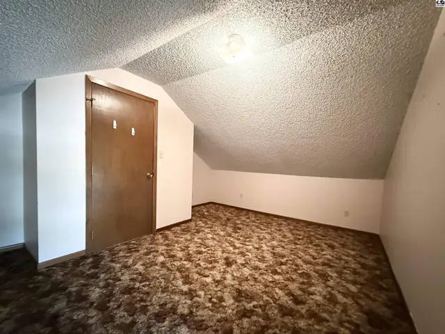 Photo of 305 W 15th Ave, Hutchinson, KS