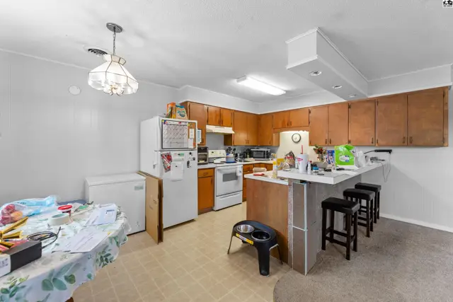 Photo of 806 S Edwards Ave, Moundridge, KS