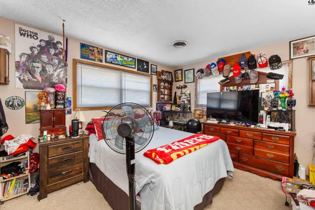 Photo of 806 S Edwards Ave, Moundridge, KS