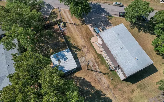 Photo of 806 S Edwards Ave, Moundridge, KS