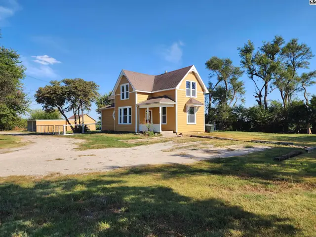 Photo of 1703 Pawnee Rd, McPherson, KS