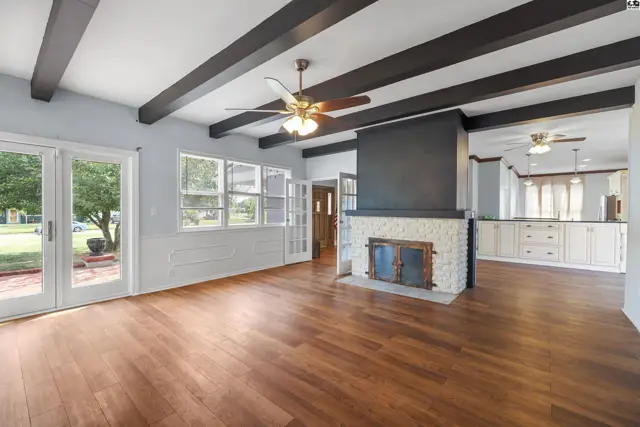 Photo of 2100 N Monroe St, Hutchinson, KS