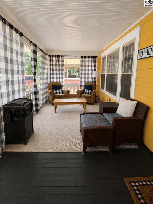 Photo of 1817 N Ash St, Hutchinson, KS