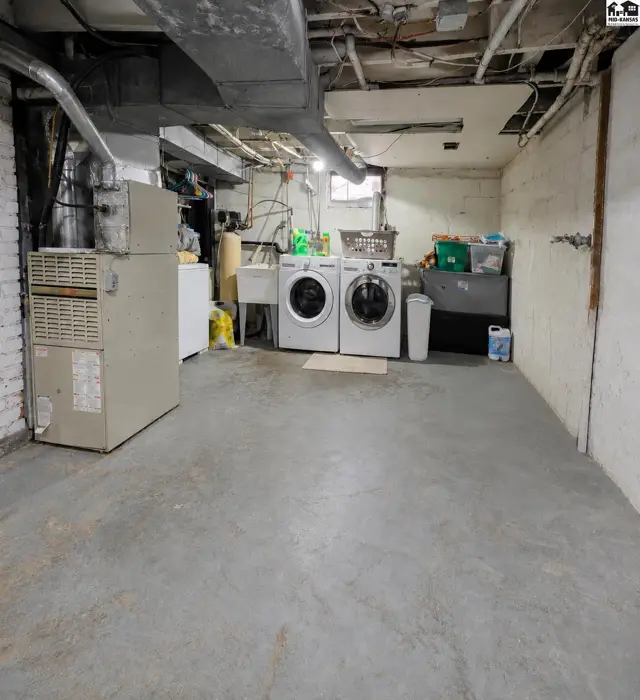 Photo of 1817 N Ash St, Hutchinson, KS
