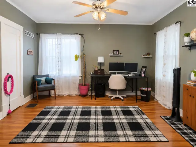 Photo of 1817 N Ash St, Hutchinson, KS