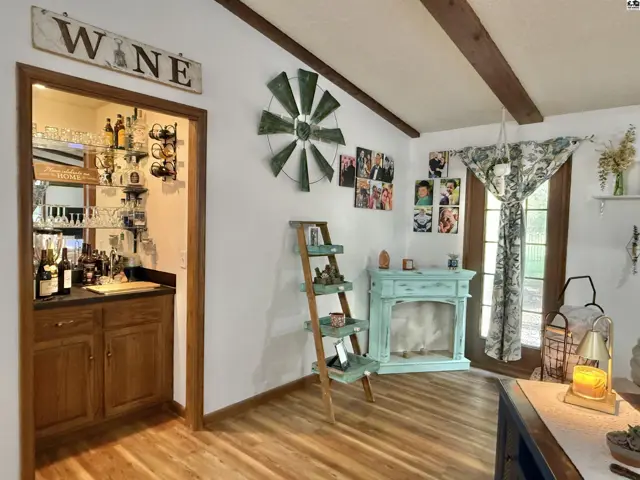 Photo of 3912 Mission Dr, Hutchinson, KS