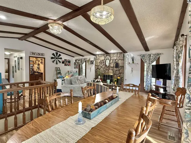 Photo of 3912 Mission Dr, Hutchinson, KS