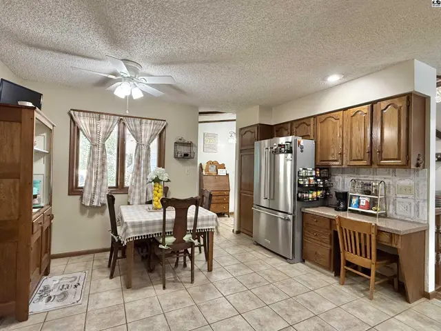 Photo of 3912 Mission Dr, Hutchinson, KS