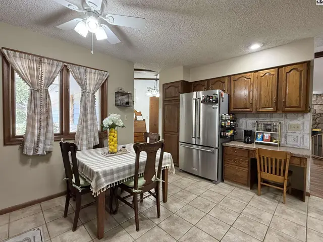 Photo of 3912 Mission Dr, Hutchinson, KS