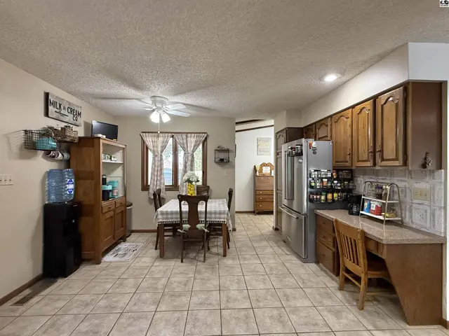 Photo of 3912 Mission Dr, Hutchinson, KS
