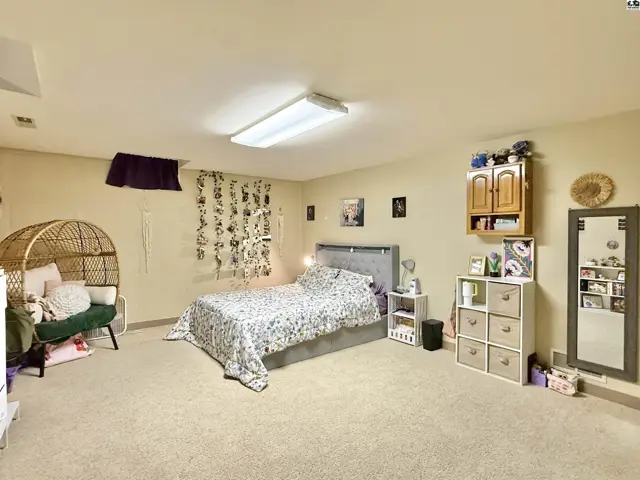 Photo of 3912 Mission Dr, Hutchinson, KS