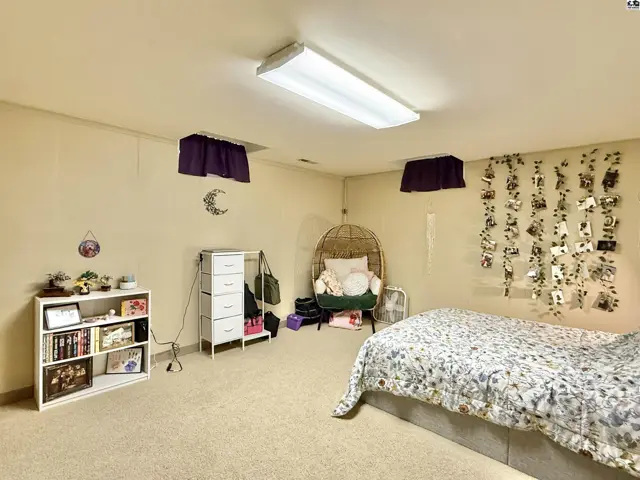 Photo of 3912 Mission Dr, Hutchinson, KS