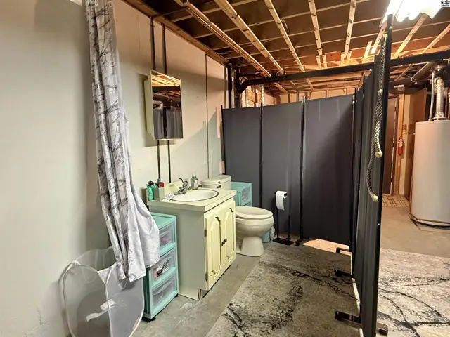 Photo of 3912 Mission Dr, Hutchinson, KS