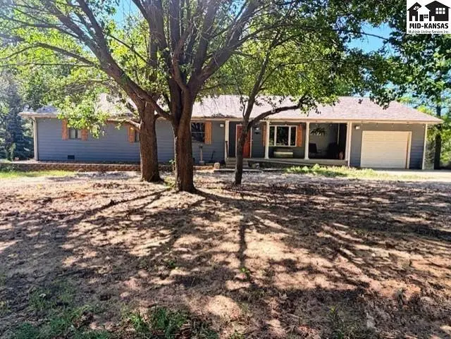 Photo of 605 W 67th Ln, Hutchinson, KS