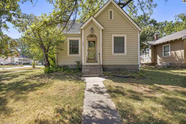 Photo of 322 S Ash St, McPherson, KS