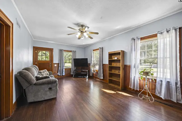 Photo of 322 S Ash St, McPherson, KS