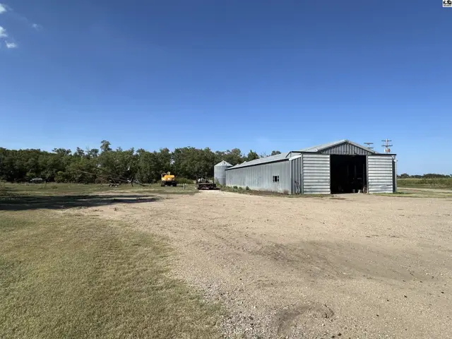 Photo of 914 Sioux Rd, Lindsborg, KS