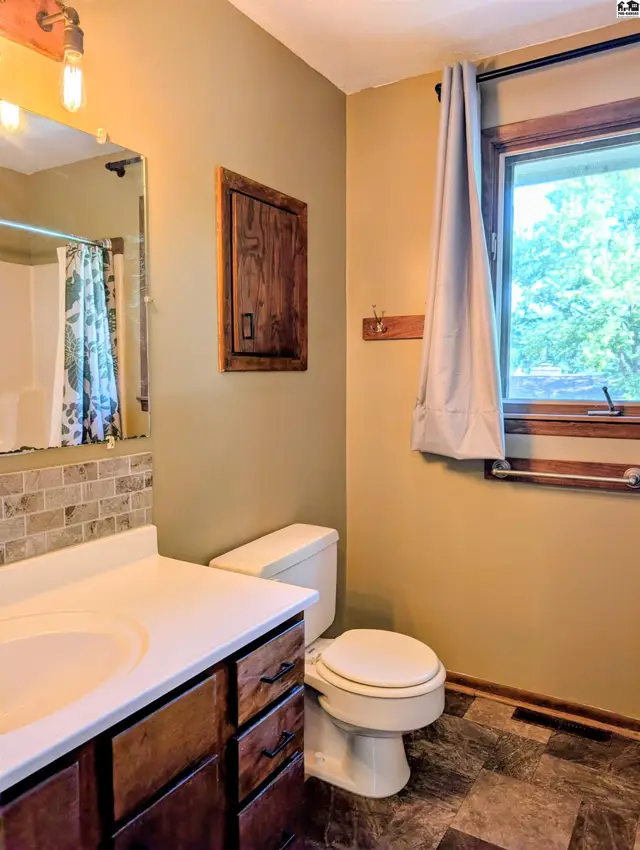 Photo of 1038 Countryside Dr, McPherson, KS