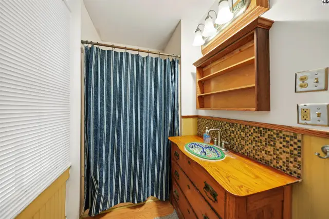Photo of 210 S Central St, Marquette, KS