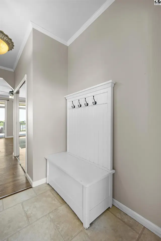 Photo of 105 Jet Cir, Brookville, KS