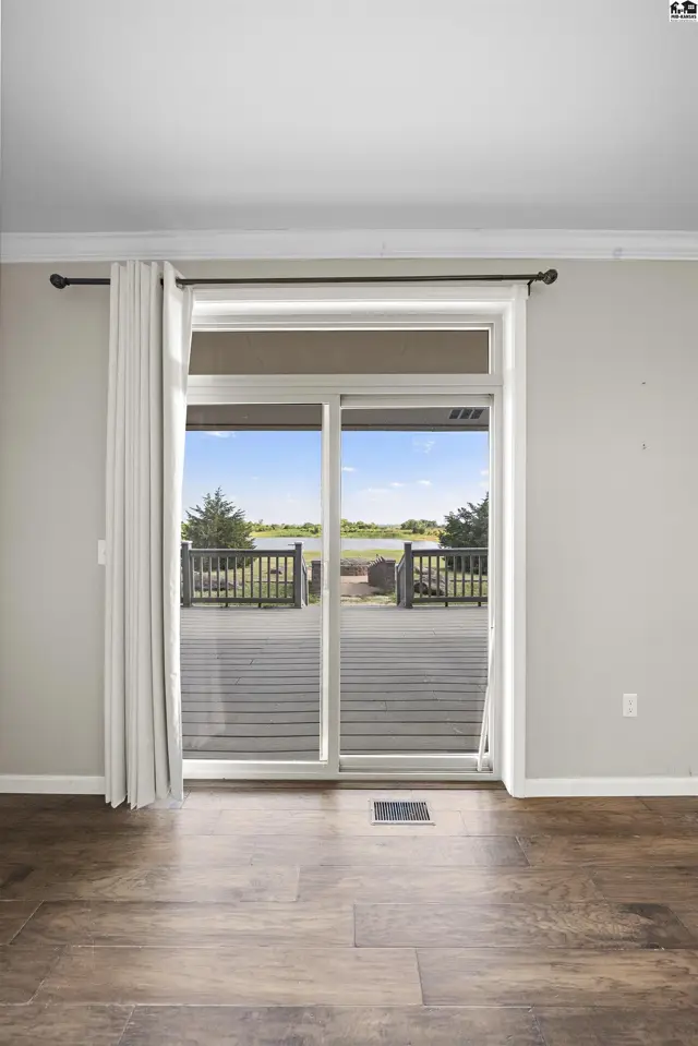 Photo of 105 Jet Cir, Brookville, KS