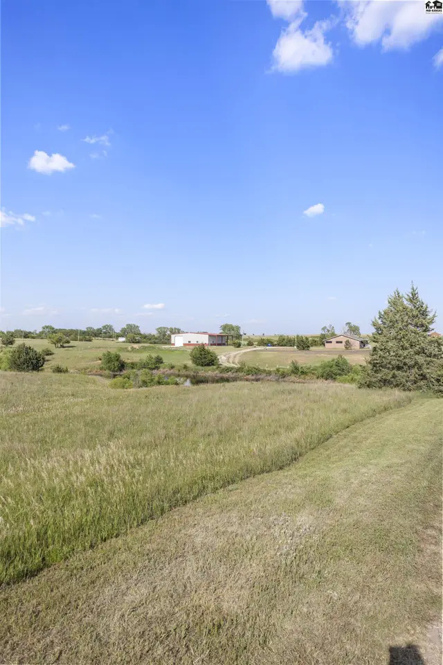 Photo of 105 Jet Cir, Brookville, KS