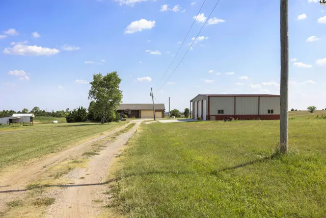 Photo of 105 Jet Cir, Brookville, KS