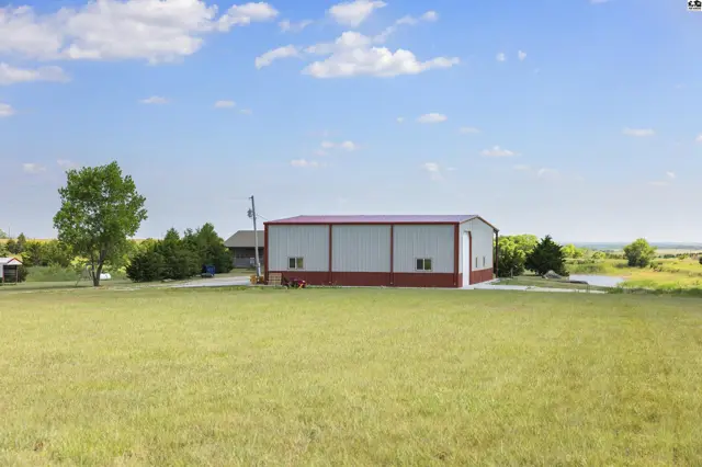 Photo of 105 Jet Cir, Brookville, KS