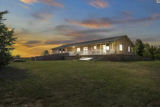Photo of 105 Jet Cir, Brookville, KS
