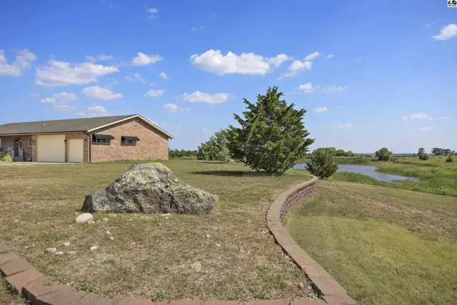 Photo of 105 Jet Cir, Brookville, KS