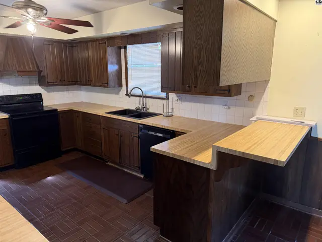 Photo of 402 W Blaine St, Pratt, KS