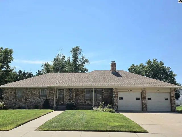 Photo of 1105 W 24th Ave, Hutchinson, KS