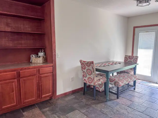 Photo of 605 W 10th St, Pratt, KS