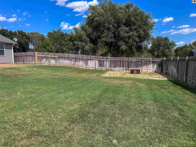 Photo of 605 W 10th St, Pratt, KS