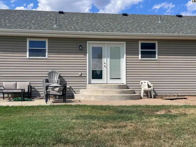 Photo of 605 W 10th St, Pratt, KS
