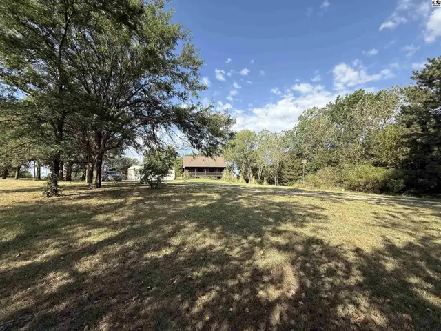Photo of 2047 18th Ave, McPherson, KS